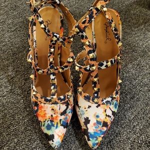 NWOT Splendid studded floral high heels